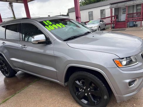 Used 2015 Jeep Grand Cherokee Limited RWD image 4