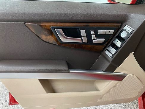 Used 2015 Mercedes-Benz GLK 350 2WD image 9