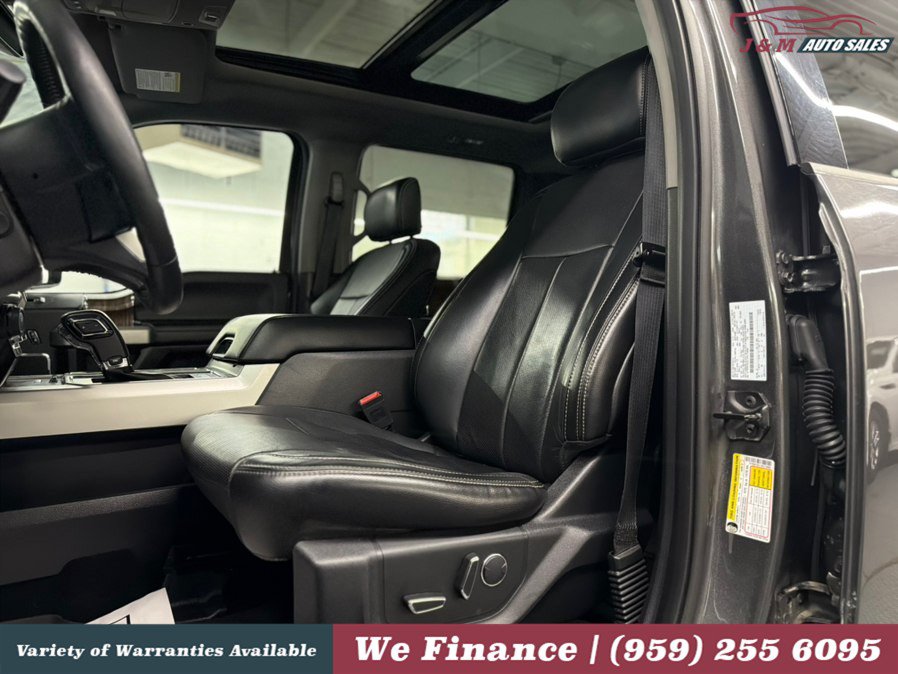 Used 2018 Ford F150 Lariat w/ Equipment Group 502A Luxury AWD/4WD image 18