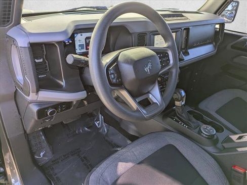 Used 2023 Ford Bronco 2-Door w/ Sasquatch Package image 11