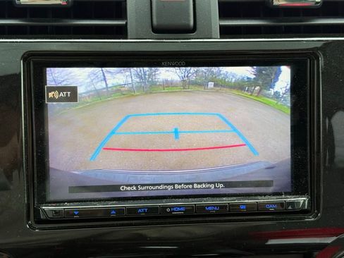 Used 2019 Toyota 4Runner TRD Off-Road Premium image 11