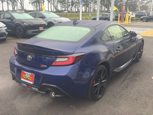 New 2026 Toyota GR86 Premium w/ Performance Package RWD image 9