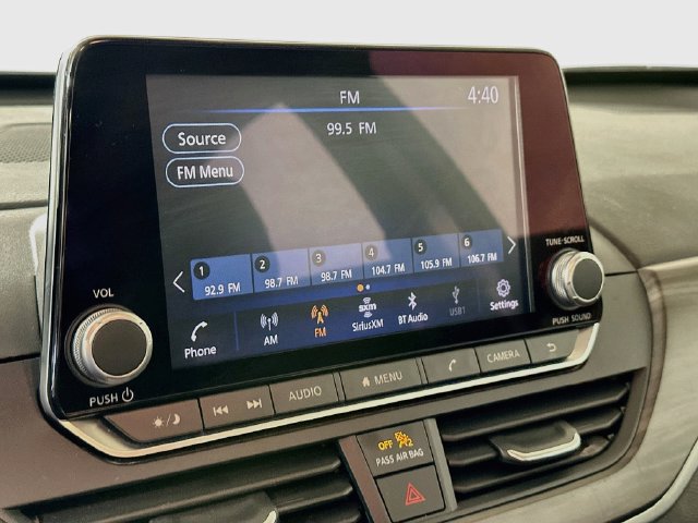 Used 2025 Nissan Altima 2.5 SV FWD image 16