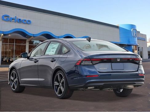 New 2026 Honda Accord SE image 2