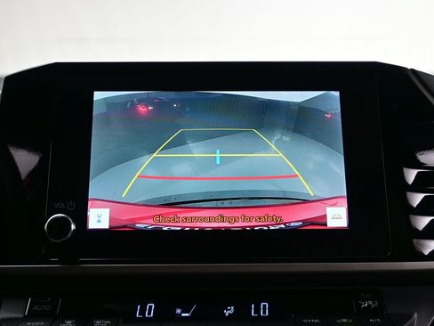 Used 2025 Toyota Camry LE FWD image 17