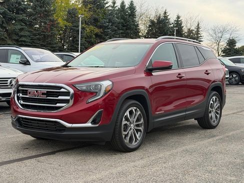 Used 2019 GMC Terrain SLT w/ Preferred Package image 3