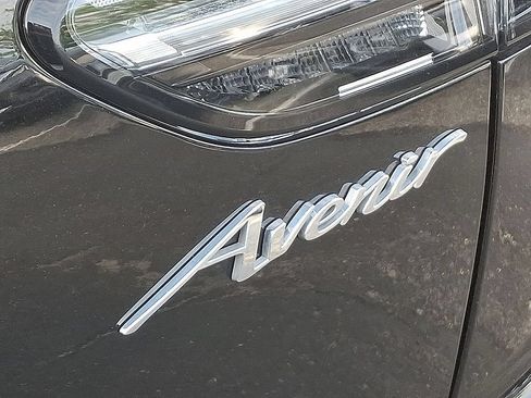 Certified 2023 Buick Envision Avenir AWD/4WD image 33