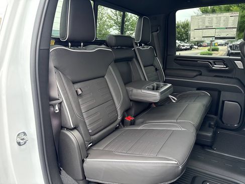 New 2026 GMC Sierra 2500 AT4X w/ LPO, Black Badging Package AWD/4WD image 54