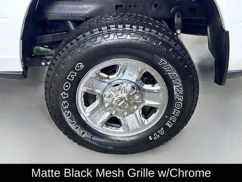 Used 2024 RAM 2500 Tradesman w/ Chrome Appearance Group image 29