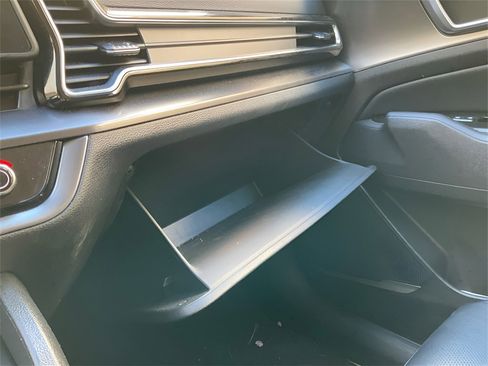 Used 2025 Kia Sportage EX w/ EX Premium Package image 30