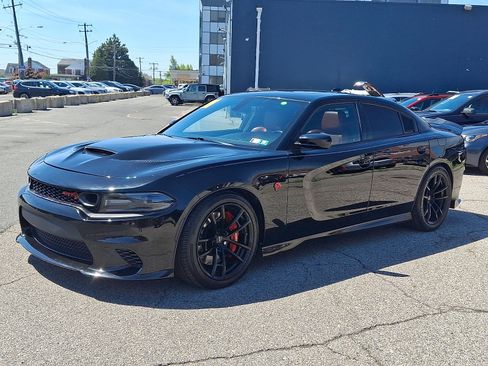 Used 2019 Dodge Charger SRT Hellcat w/ Harman/Kardon Audio Group RWD image 3