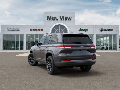 New 2026 Jeep Grand Cherokee Limited AWD/4WD image 3