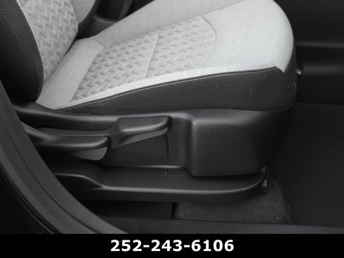 Used 2024 Chevrolet Equinox LS w/ Midnight Edition FWD image 36