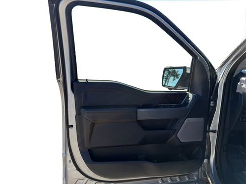 Used 2023 Ford F150 Lariat w/ Trailer Tow Package image 20