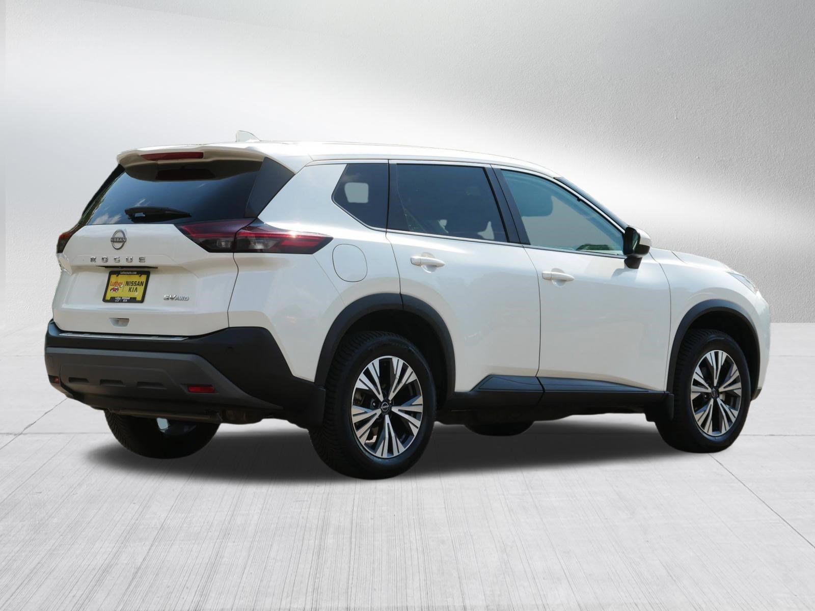 Certified 2023 Nissan Rogue SV AWD/4WD image 7