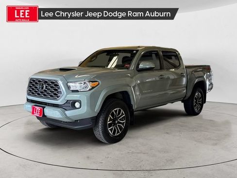 Used 2022 Toyota Tacoma TRD Sport w/ Technology Package AWD/4WD image 1