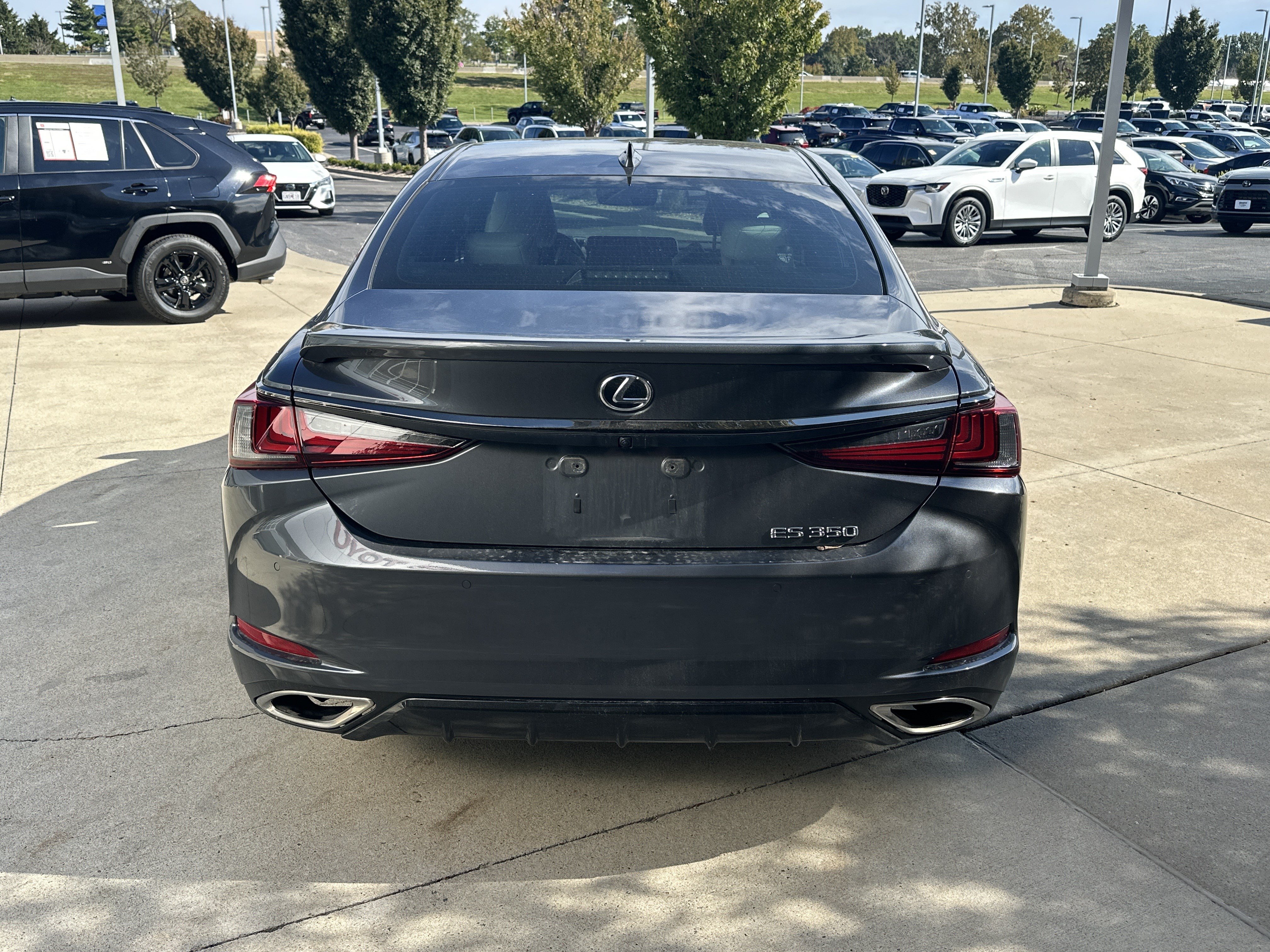 Used 2024 Lexus ES 350 F Sport w/ Accessory Package (Z2) FWD image 8