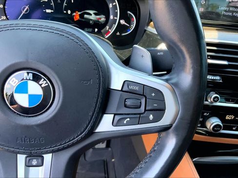 Used 2019 BMW 530i w/ M Sport Package RWD image 23