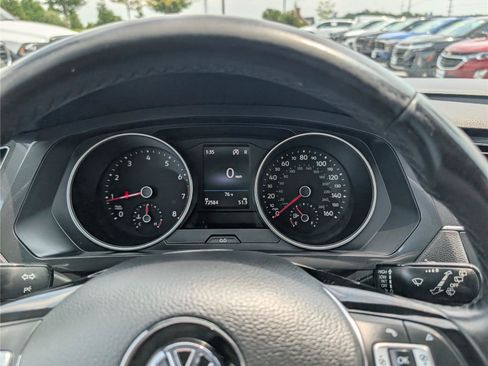 Used 2018 Volkswagen Tiguan SE w/ Panoramic Sunroof Package AWD/4WD image 31