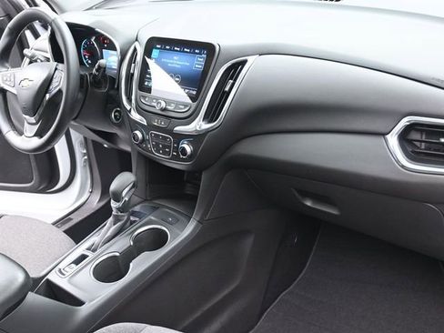Used 2024 Chevrolet Equinox LT image 27