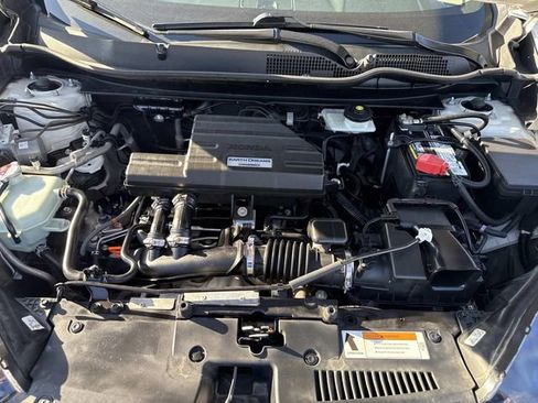 Used 2018 Honda CR-V Touring image 19