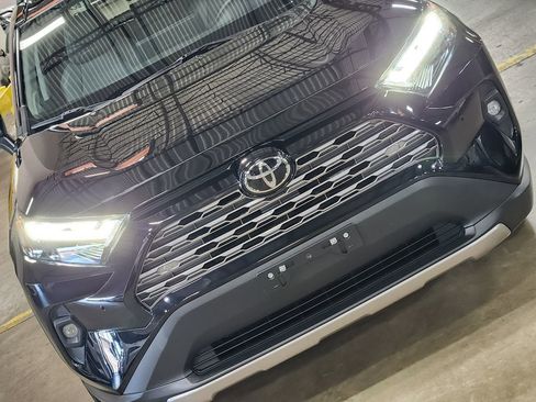 Used 2023 Toyota RAV4 Limited FWD image 19