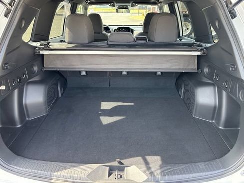 Certified 2025 Subaru Forester Premium AWD/4WD image 19