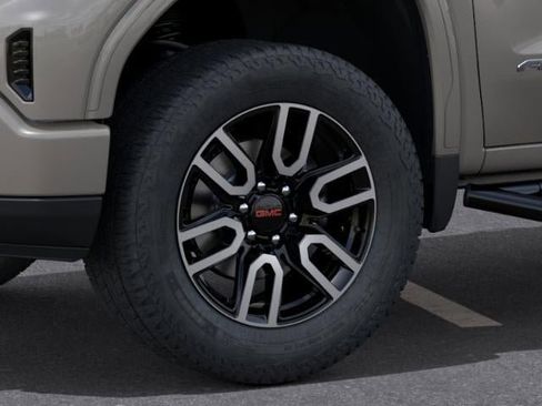 New 2026 GMC Sierra 1500 AT4 w/ AT4 Premium Package AWD/4WD image 9
