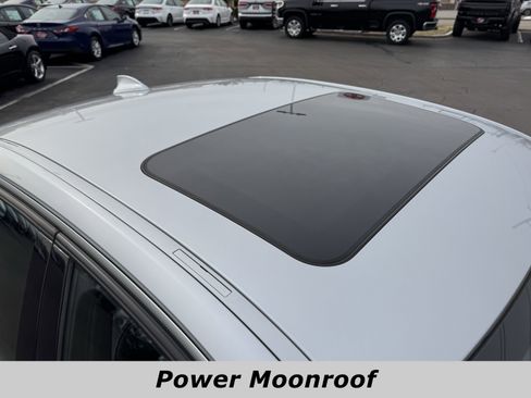 Used 2015 BMW 335i xDrive Sedan image 11