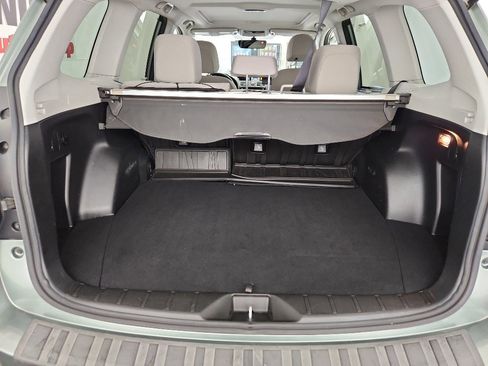 Used 2017 Subaru Forester 2.5i Premium w/ All-Weather Package image 33