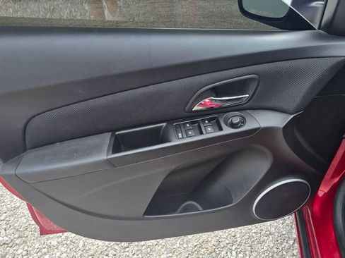 Used 2011 Chevrolet Cruze LT FWD image 13