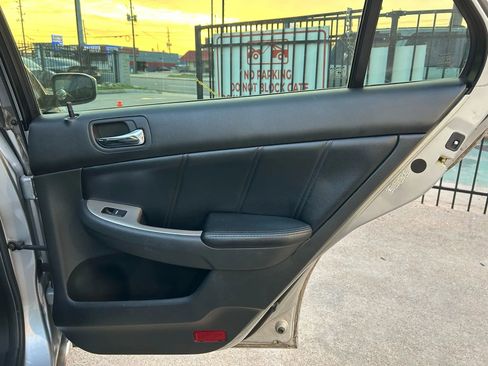Used 2007 Honda Accord EX-L image 17