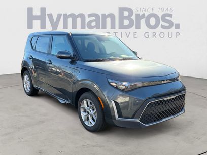 New 2025 Kia Soul LX w/ LX Technology Package