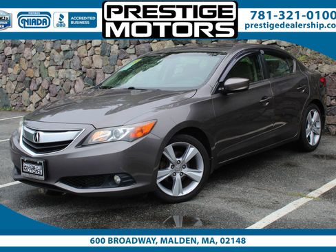 Used 2014 Acura ILX w/ Technology Package FWD image 1