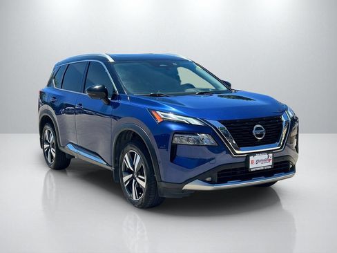 Used 2021 Nissan Rogue Platinum FWD image 3