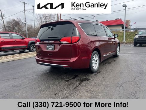 Used 2017 Chrysler Pacifica Touring-L Plus w/ Advanced Safetytec Group image 8