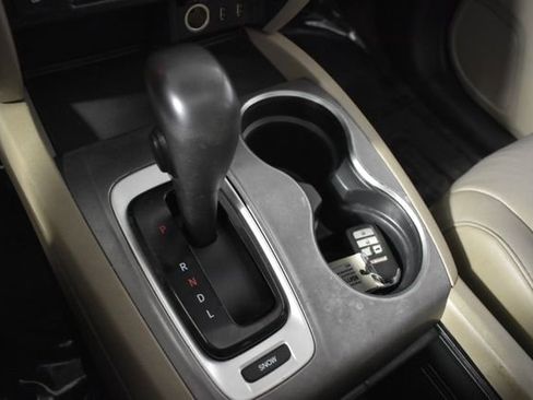 Used 2016 Honda Pilot EX-L image 24