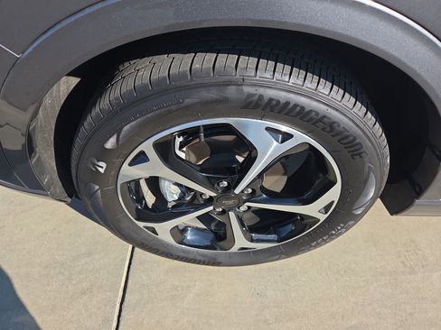 Used 2023 Ford Escape ST-Line Select w/ Tech Pack #2 image 9