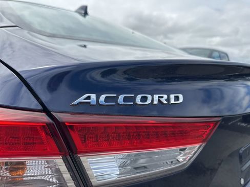 Used 2018 Honda Accord LX image 26