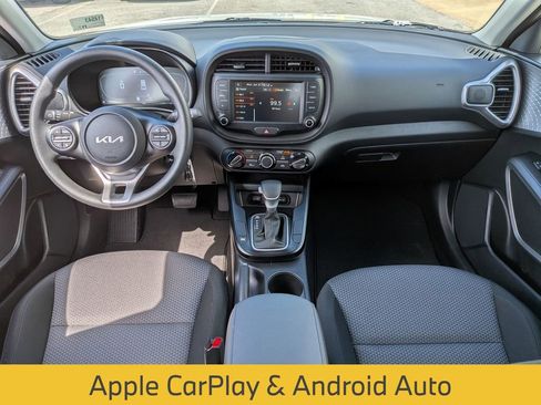 Used 2025 Kia Soul LX w/ LX Technology Package FWD image 25