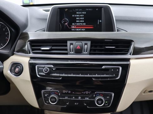 Used 2017 BMW X1 xDrive28i image 23