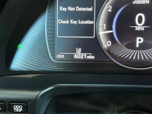 Certified 2024 Lexus ES 350 w/ Premium Package FWD image 34