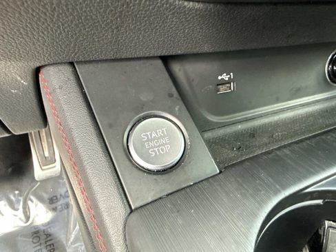 Used 2018 Audi A4 2.0T Premium Plus w/ Premium Plus Package image 37