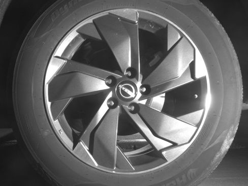 Used 2025 Nissan Rogue SV AWD/4WD image 14