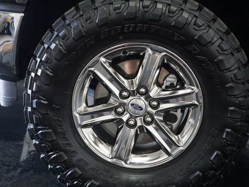 Used 2025 Ford F150 XLT w/ Equipment Group 301A Standard AWD/4WD image 4