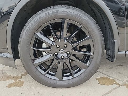 Used 2024 Nissan Murano SV w/ SV Midnight Edition Package image 9