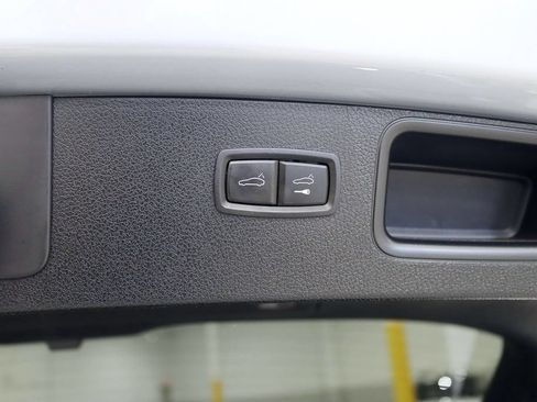 Used 2020 Porsche Macan S AWD/4WD image 36