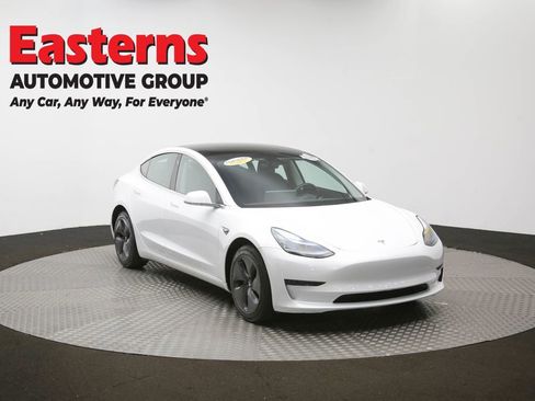 Used 2019 Tesla Model 3 Standard Range image 47