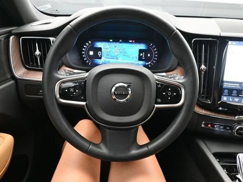Used 2024 Volvo XC60 B5 Ultimate w/ Protection Package Premier AWD/4WD image 24