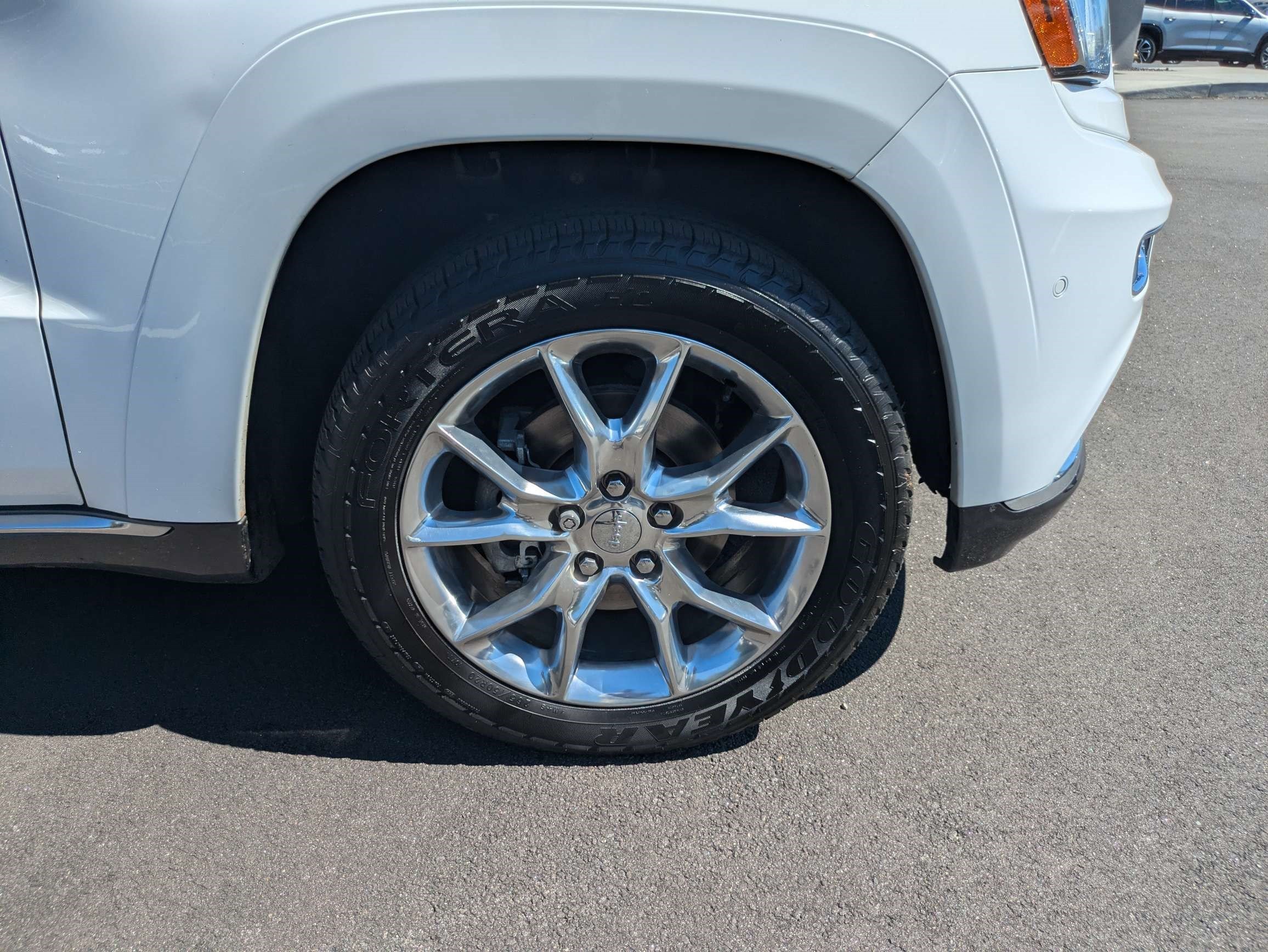 Used 2014 Jeep Grand Cherokee Summit AWD/4WD image 15